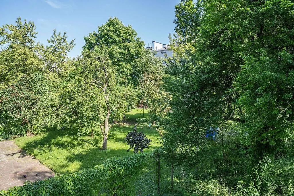 Rozana, Stary Mokotow Apartment Warsaw